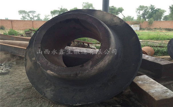 锻造厂生产重型锻件